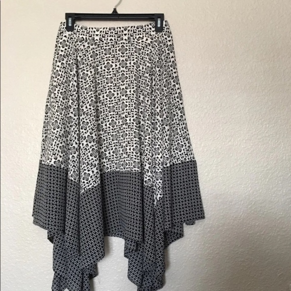 Banana Republic Hankerchief Skirt with Pockets